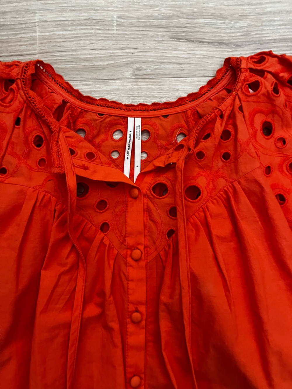Anthropologie Women’s Chantal Orange Red Eyelet Puff-Sleeve Button Blouse Small - Picture 5 of 12